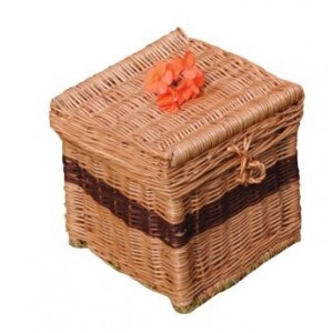 Natural  Wicker / Willow Traditional Wellsbourne Cremation Ashes Casket.